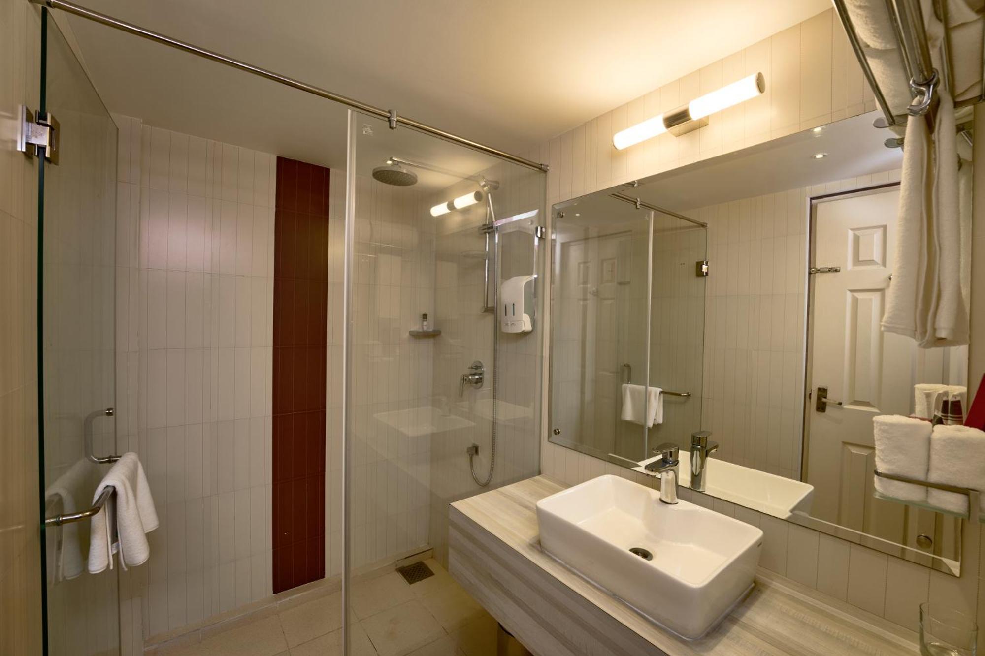 Noah Sky Suites Коччи Экстерьер фото